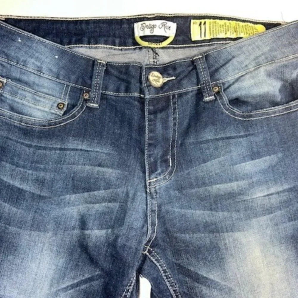 Indigo Rein Juniors, Size 11 Distressed Skinny Jeans - Picture 3 of 7